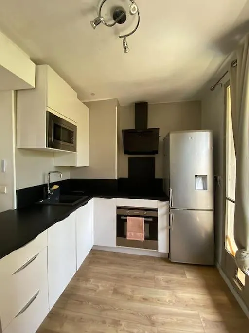 Appart T2 Cosy Renove En Centre Ville Avec Parking Aix-en-Provence Apartamento